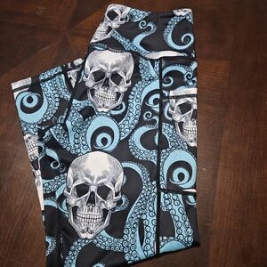 Constantly Varied Gear Kraken Skulls Capris - small